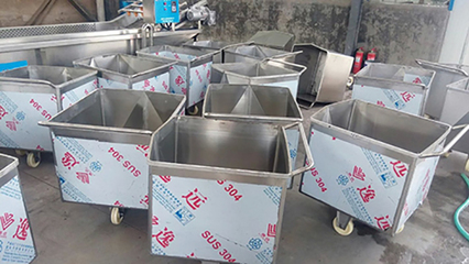 玉溪不銹鋼料斗車 諸城九龍機械的高性價比解決方案